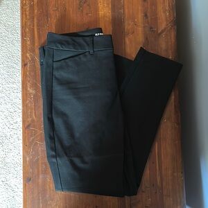 Old Navy Pixie Skinny
